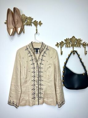 Linen blend Anne Carson Cream Embroidered Jacket M/L ptp 21” l 27”